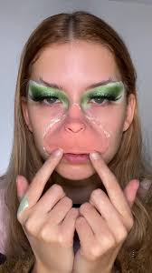 What Color Is Cindy Lou Who Dress