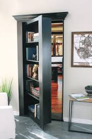 Porte De Placard A Miroir Secret Exterieur Hidden Rooms Hidden Door Bookcase Secret Rooms