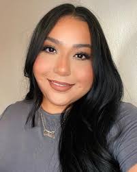 A wax and tint is simple, but transformative! Just look at how her eyes pop  with darker brows 😍 Brow tint last anywhere from 2-4 weeks. There is  little to no aftercare