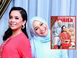 Seperti yang diketahui umum datin anne ngasri telahpun bercerai secara rasmi dengan suami kemudian, datin anne ngasri telah mendirikan rumah tangga dengan datuk mohd sumali reduan. Datin Anne Darling Dahulu Renggang Kini Makin Erat Mingguan Wanita