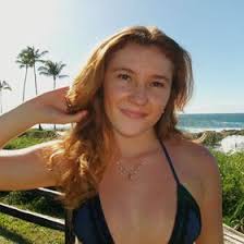 Lily Hill (lilyyhill)