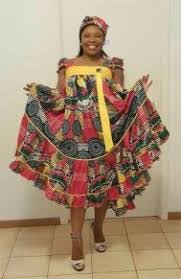 Voir plus d'idées sur le thème artisanat de pompons, tapis pompon, robe pagne. Robes En Pagne Pinterest Recherche Google African Fashion African Clothing Styles African Fashion Dresses