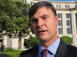 Alabama senator says he worked with FBI for a year