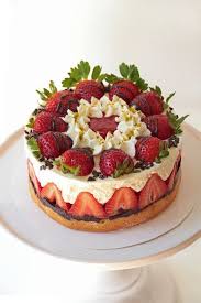 Erdbeer Mascarpone Torte Von Maikafersilke Chefkoch Erdbeer Mascarpone Torte Rezept Mit Bild Von Maikafersilke In 2020 Mascarpone Cake Fruity Cake Torte Recipe