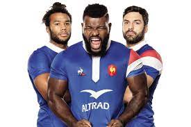 Un événement attendu de pied ferme par tous les fans de rugby, de caramels et de fourchettes dans les. Comment Et Ou Est Fabrique Le Nouveau Maillot Du Xv De France L Equipe