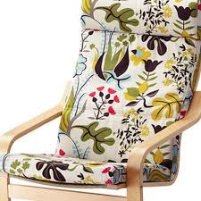 Decorazioni e accessori tessile casa cuscini e fodere per cuscini kave home cuscino rotondo per sedia sora un pouf dalla forma. Poang Di Ikea Compie 40 Anni Video Impossibile Non Conoscerla Nuovo Look Rubriche Moda E Tendenze Italia