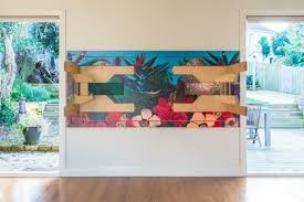 So Sieht Die Clevere Raumgestaltung Mit Multifunktionalem Wandtisch Aus Wandtisch Schreibtische Fur Kleine Raume Raumgestaltung