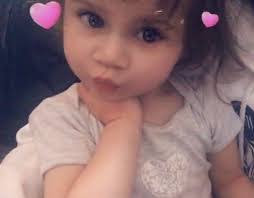 Leanne Castro's Instagram, Twitter & Facebook