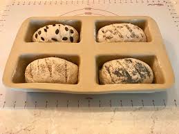 Mini Kornerbrote Aus Der Mini Kastenform Von Pampered Chef Cafe Essen Brot Selber Backen Rezept Brot Selber Backen
