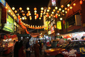 Divided into numerous districts, its main hub is called the golden triangle which comprises bukit bintang, klcc and chinatown. Kuala Lumpur Chinatown Visitor Guide Travelvui