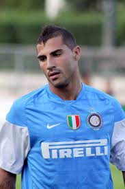 Both men have played for some of the biggest clubs in the world, making them very popular among fans young and old. File Ricardo Quaresma Inter Mailand 1 Jpg Wikipedia
