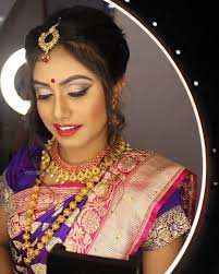 MUA Mayuri Shah