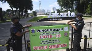 Persija jakarta tak menampik diri bahwa mereka terdampak akan kebijakan pemberlakukan pembatasan kegiatan masyarakat (ppkm) darurat. Ppkm Emergency Sanctions Governor Can Be Temporarily Impeached Digichat