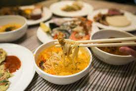 You can get off this booking using promo code on the klook app! Window On The Park 1 For 1 Lunch Buffet For Scrumptious Local Flares And International Delights Sethlui Com