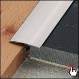 Fliesen erfreuen sich im wohnbereich immer größerer beliebtheit. Fliesenschienen Schluter Schienen Eckschienen Schluterschienen Treppenprofile Abschlussprofil In Berlin Potsdam