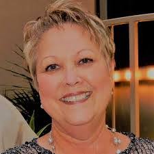 Lou Crouch's Instagram, Twitter & Facebook