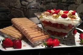 Erdbeertiramisu Rezept Erdbeertiramisu Einfacher Nachtisch Und Desserts Ohne Backen