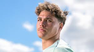 Reece Walsh's dad opens up for the first time about how the NRL grand final  star rose above the trauma of his mum's drug addiction: He's become  arguably the most popular and