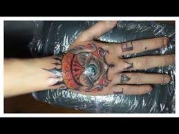 Tato tangan memang mahkota para wanita dan pria selain untuk mempercantik diri tato tangan juga digunakan para wanita untuk menarik perhatian lawan jenis tak lain adalah para pria. 19 Gambar Tato Keren Di Tangan Full Free Gambar