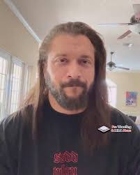 Jason Capp's Instagram, Twitter & Facebook