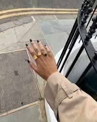 Alexandra Iftttraungb Jewelryart Kendra Accessoriesrings Alexandra Iftttraungb Jewelryart Kendra En 2020 Bijoux Tendance Accessoire Maquillage Beaux Bijoux