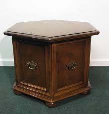 Ethan Allen Classic Manor Hexagon End Table 15 8627 End Tables Table Hexagon