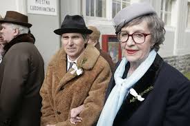 She is the wife of the film director jan kačer. Nina Diviskova Csfd Cz