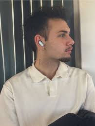 What rooms or studios are available for rent in Arnhem?