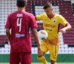 Due gol nella prima frazione regalano la vittoria all'ascoli. Cittadella Presentate Le Nuove Divise Prima Maglia Granata Seconda Gialla Terza Bianca Foto