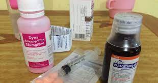 Campurkan ubat demam berbentuk cecair seperti paracetamol ke dalam minuman atau botol air anak anda. Ahli Farmasi Berkongsi Kenapa Jangan Simpan Ubat Demam Dalam Peti Ais