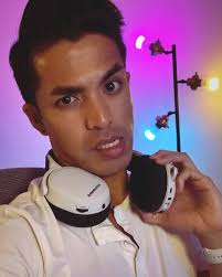 Kyle Cabral (@Kyleesie)