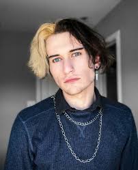 Travis Liebert (@travisliebert) • Instagram-Fotos und -Videos