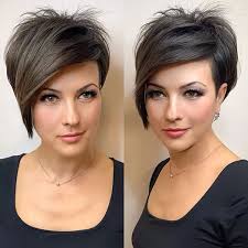 45 New Asymmetrical Pixie Cut Ideas  https://hairstylestrend.com/asymmetrical-pixie-cut/ #asymmetricalpixie  #pixiecut #pixiehaircut #pixiehair #pixiecuts