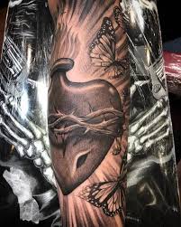The beautiful black and gray tattoos tell the story of a group of people determined to carve out a piece of the american dream in their own way, and by their own rules. La Tattoo Artists Worth Waiting For Discover Los Angeles