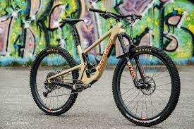 Balancing stiffness and weight savings in all the right places is a hallmark of all santa cruz carbon frames and the hightower flies the flag yet higher. Riding The 2020 Santa Cruz Hightower
