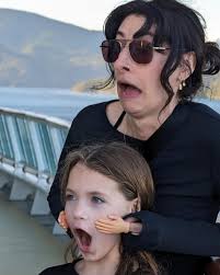 You know what they say, the apple doesn't fall far from the tiny hand tree  👐🏻