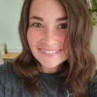 Tina Roeder's Instagram, Twitter & Facebook