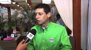 O motivo do falecimento ainda não foi divulgado. Andre Isac Com Fernando Caetano Do Fox Sports Youtube