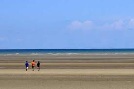 Buritan merupakan bagian belakang dari sebuah kapal. Senarai Pantai Di Malaysia Yang Menarik Dan Popular Percutian Bajet