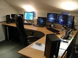 Mashup 20 Cool Home Office Setups Home Office Computer Desk Home Office Setup Office Workstations