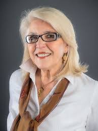 Ginger Wiggins's Instagram, Twitter & Facebook