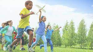 On the other side are parents like me, who still walk our kids to school. Free Range Parenting 6 Pros And Cons