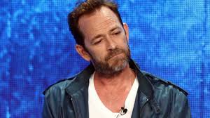 Agora riverdale ficará suspenso por tempo indeterminado. Morreu Luke Perry Ator De Beverly Hills E Riverdale