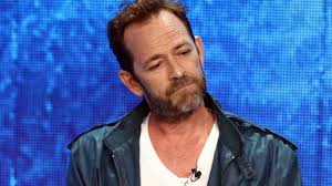 O ator tinha 52 anos. Morreu Luke Perry Ator De Beverly Hills E Riverdale