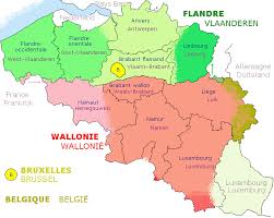 En belgique, il y a 589 communes réparties dans 10 il y a 581 communes en belgique.les 262 villes et communes wallonnes se repartissent en cinq. Carte Des Provinces De Belgique Carte Linguistique Lexilogos