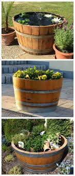 Mini Teich Aus Gebrauchtem Weinfass Etsy Weinfass Garten Brunnen Garten Wasserspiel Garten