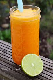 Jus De Carottes Orange Citron Vert Et Gingembre Vegan Cru Jus Carotte Recette Jus Jus Detox