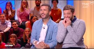 Hosts of the show quotidien salhia brakhlia, julien bellver, martin weill, etienne carbonnier, yann barthes, pablo mira, paul larrouturou, azzeddine. Quotidien Fou Rire En Plateau Suite A Un Enorme Lapsus De Yann Barthes Puremedias
