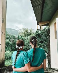 And the winners are... 🏆 Young Alumnus of the Year: Simon Playford. 🏆  Alumnus of the Year: Jennie Waters. Swipe to learn more about this dynamic  duo!