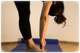 Yin yoga erlaubt dir langsamer zu werden und dich im gegenwärtigen moment achtsam wahrzunehmen. Meine Angebote Der Stressbewaltigung Stressanalyse Meditation Yoga Und Atemtherapie Praxis A Schaller Heilpraktiker Fur Psychotherapie In Hallstadt